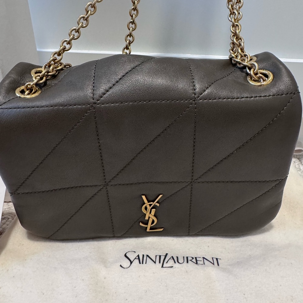 Saint Laurent Quilted Shoulder Bag - Picture 5 of 17